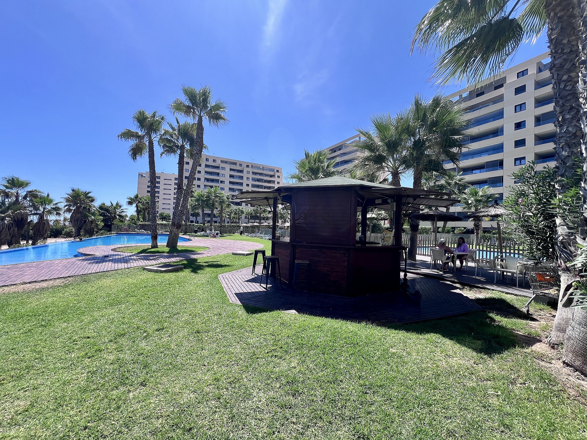 SPECTACULAR PENTHOUSE IN PUNTA PRIMA - Lotus Properties