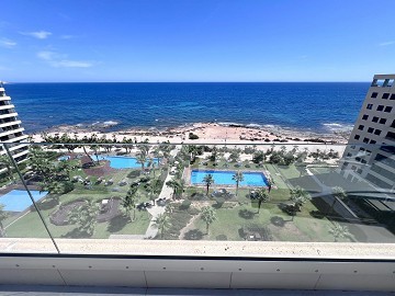 SPECTACULAR PENTHOUSE IN PUNTA PRIMA - Lotus Properties