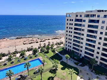 SPECTACULAR PENTHOUSE IN PUNTA PRIMA - Lotus Properties