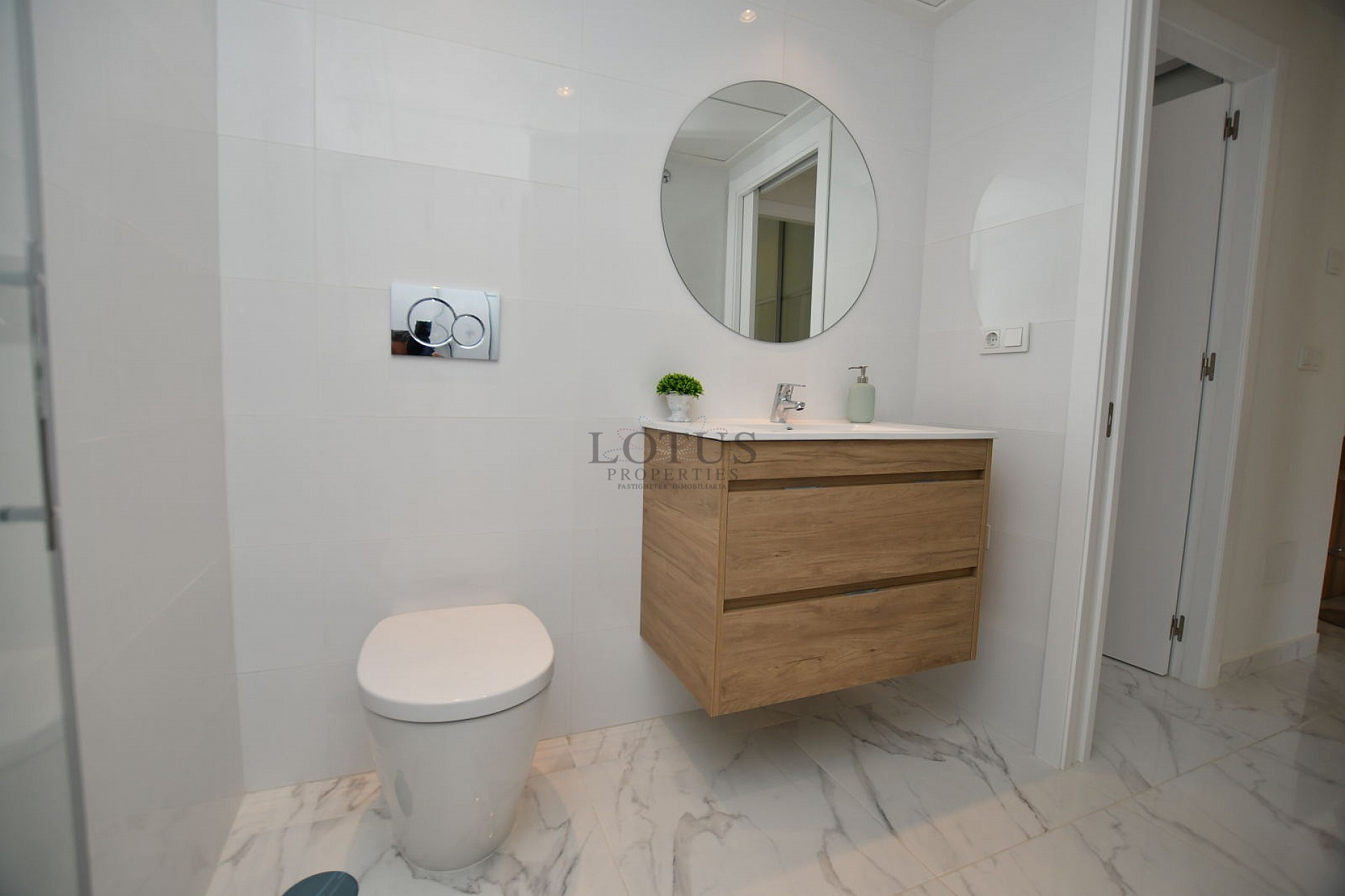 Первый этаж в красивом жилом районе Sol Natura - Lotus Properties