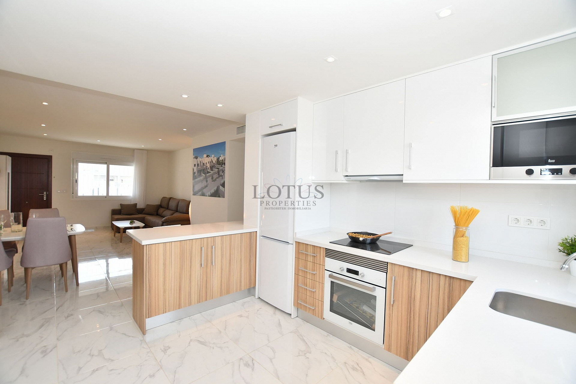 Первый этаж в красивом жилом районе Sol Natura - Lotus Properties