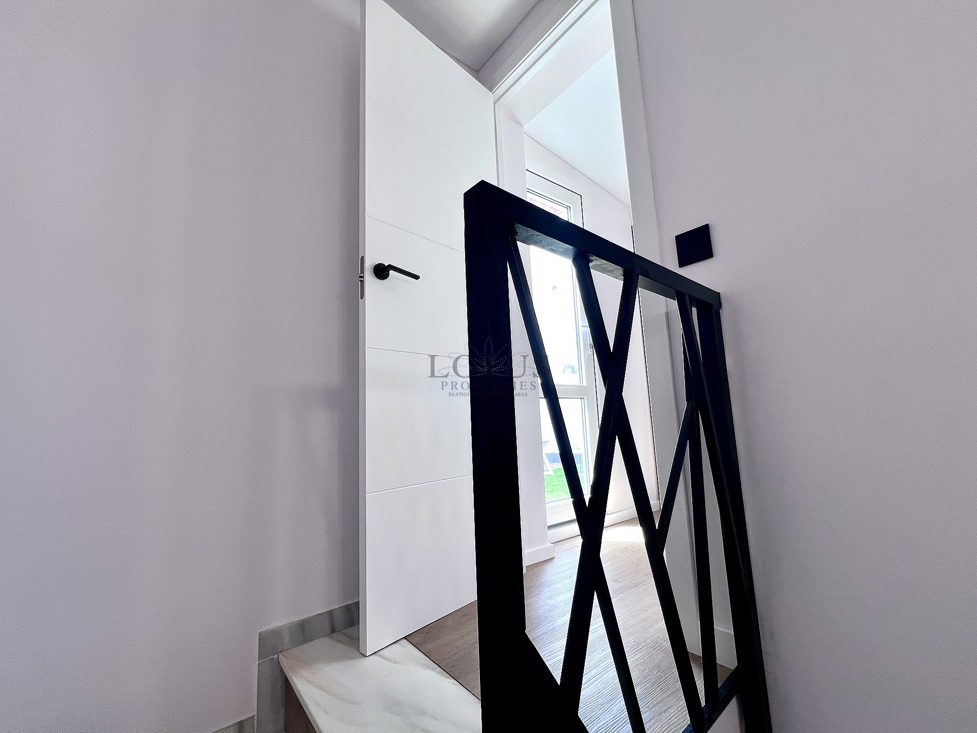 Completely renovated house in Calas Blancas, Torrevieja - Lotus Properties