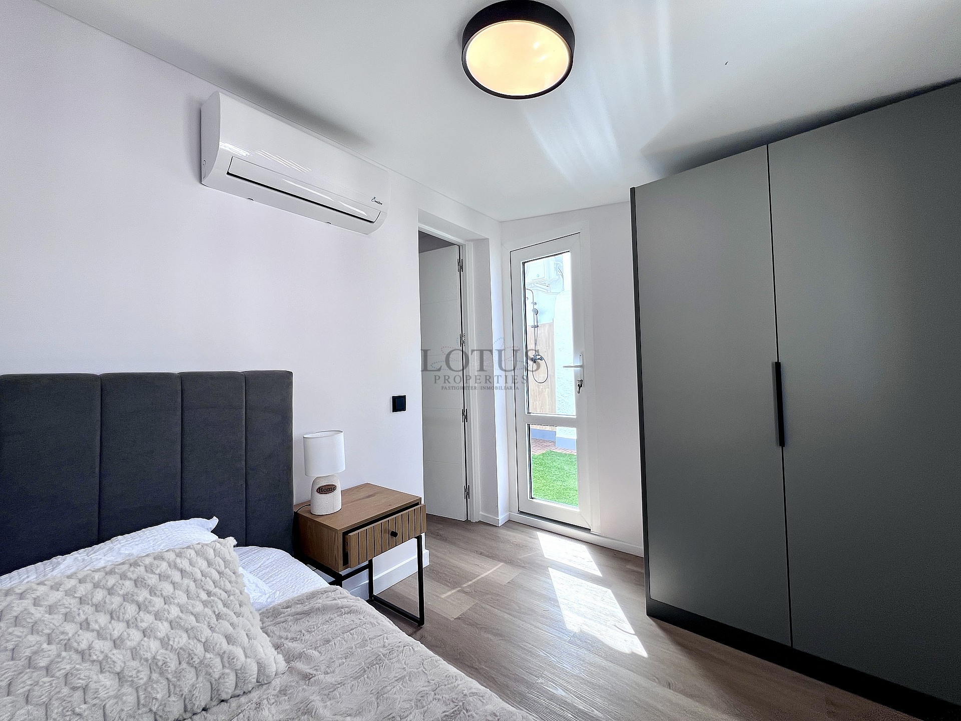 Completely renovated house in Calas Blancas, Torrevieja - Lotus Properties