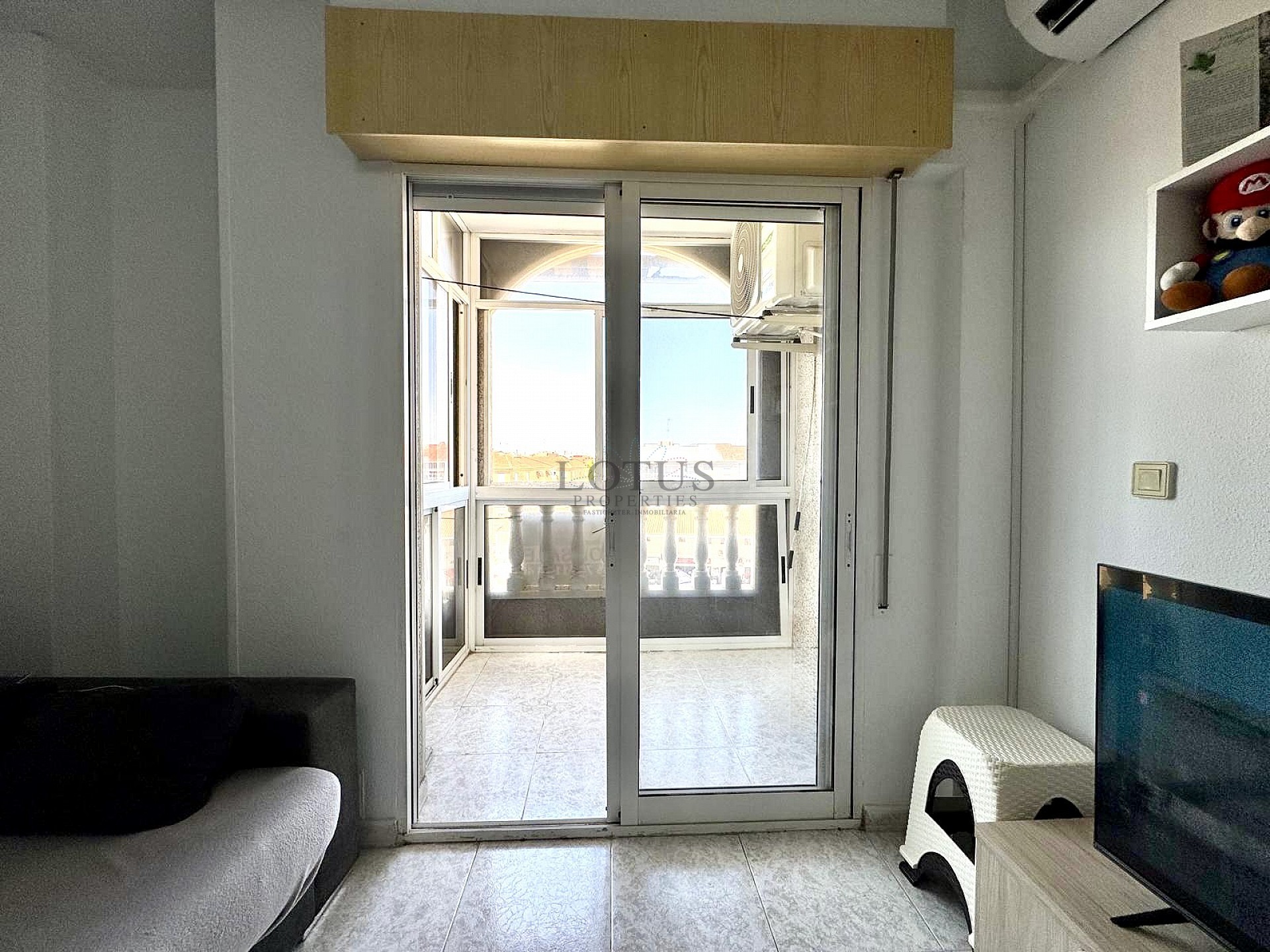 3-BEDROOM APARTMENT 450M FROM PLAYA DEL CURA. - Lotus Properties