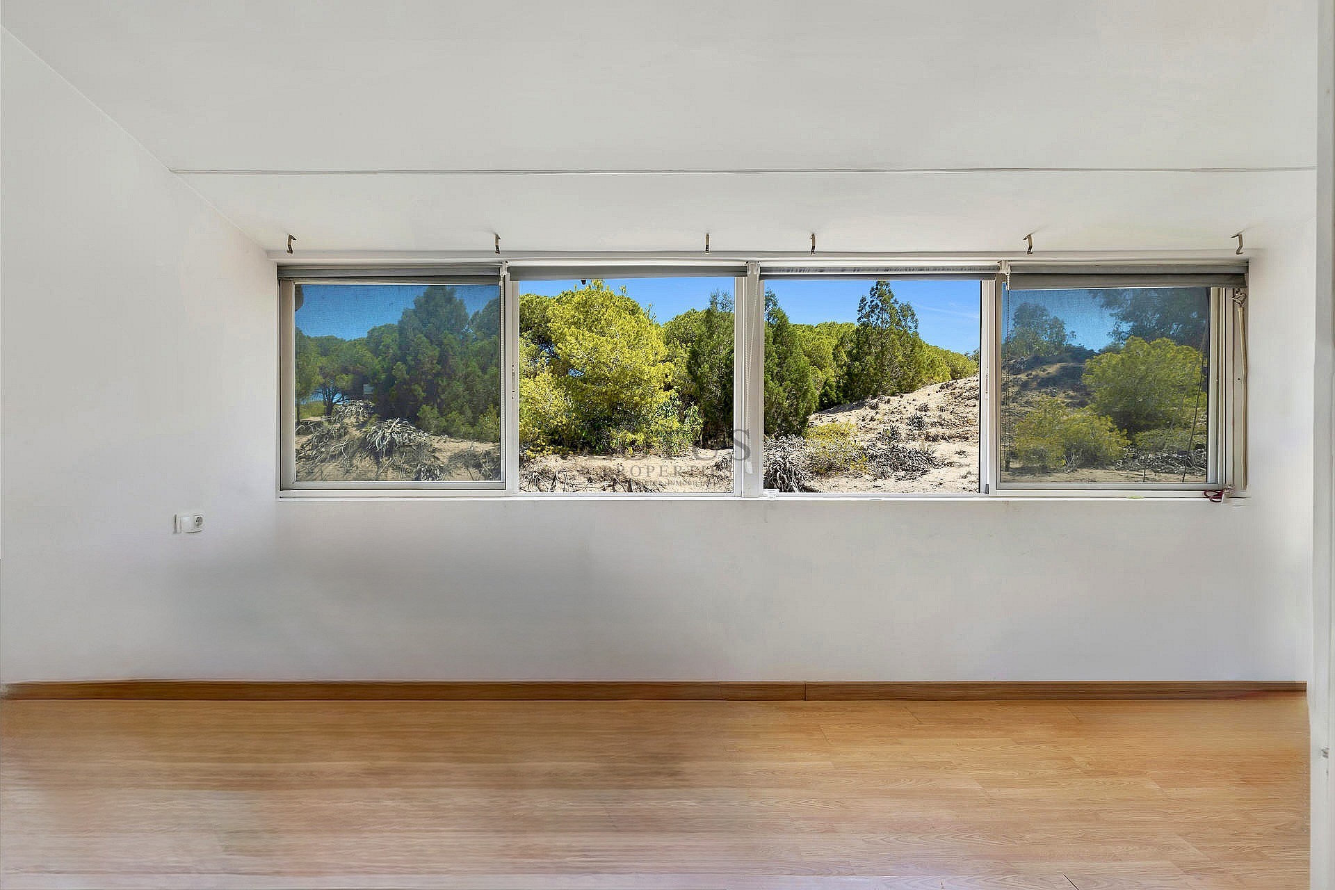 Seaside Townhouse in scenic Guardamar - Lotus Properties