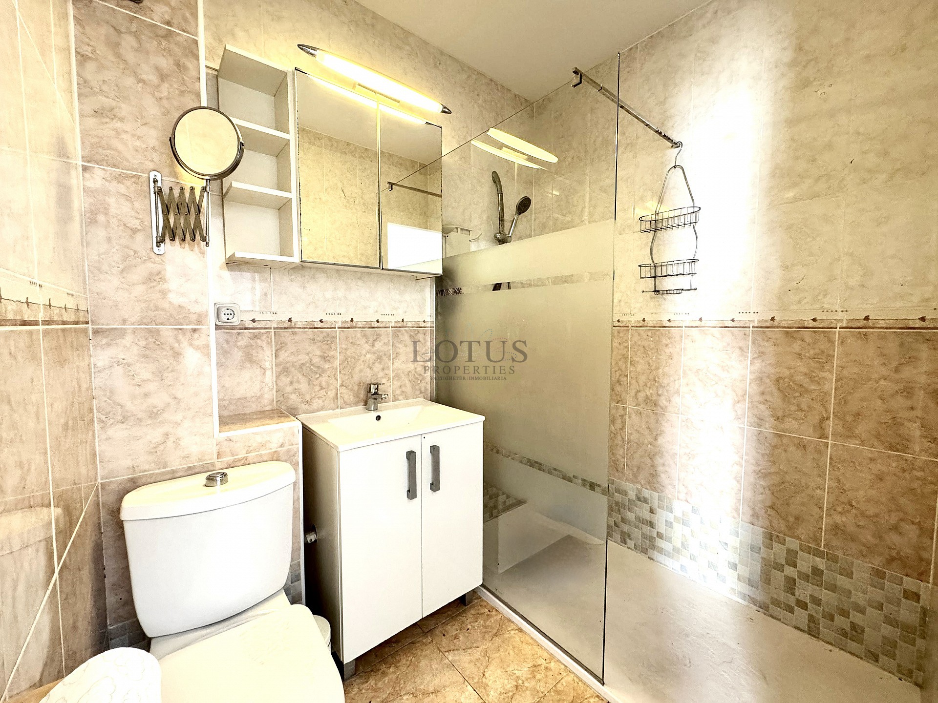 Seaside Townhouse in scenic Guardamar - Lotus Properties