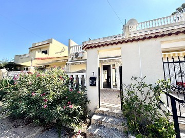 Seaside Townhouse in scenic Guardamar - Lotus Properties