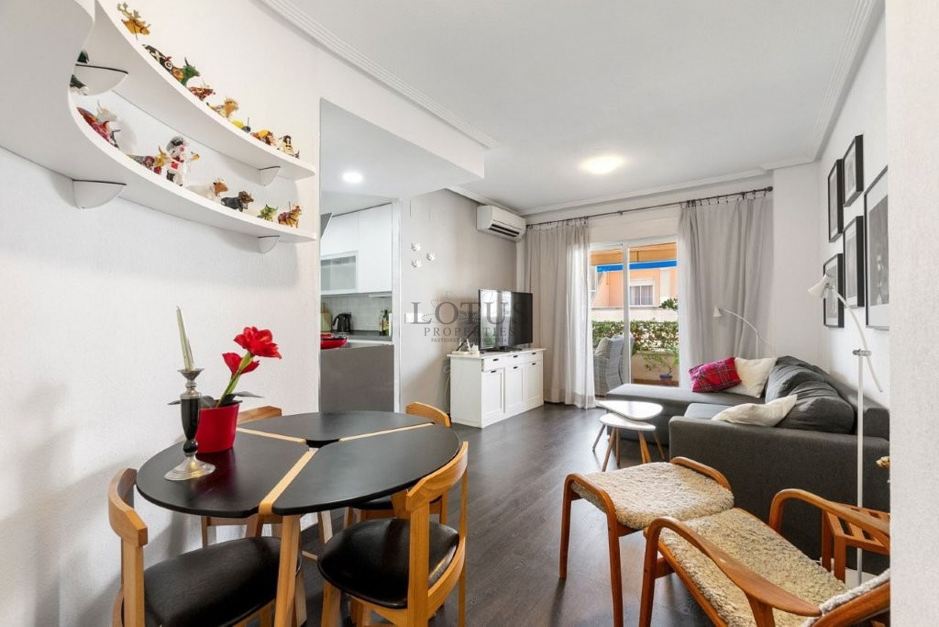 Gerenoveerd appartement met groot terras en dichtbij het centrum - Lotus Properties