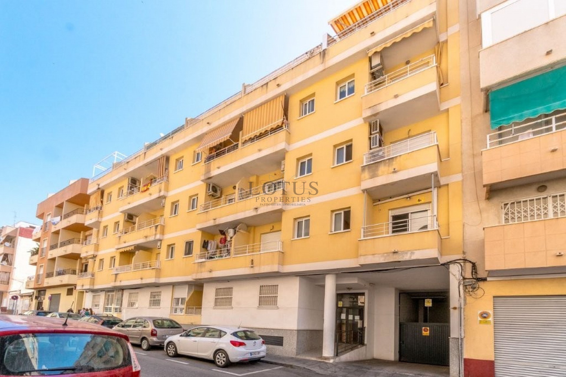 Gerenoveerd appartement met groot terras en dichtbij het centrum - Lotus Properties