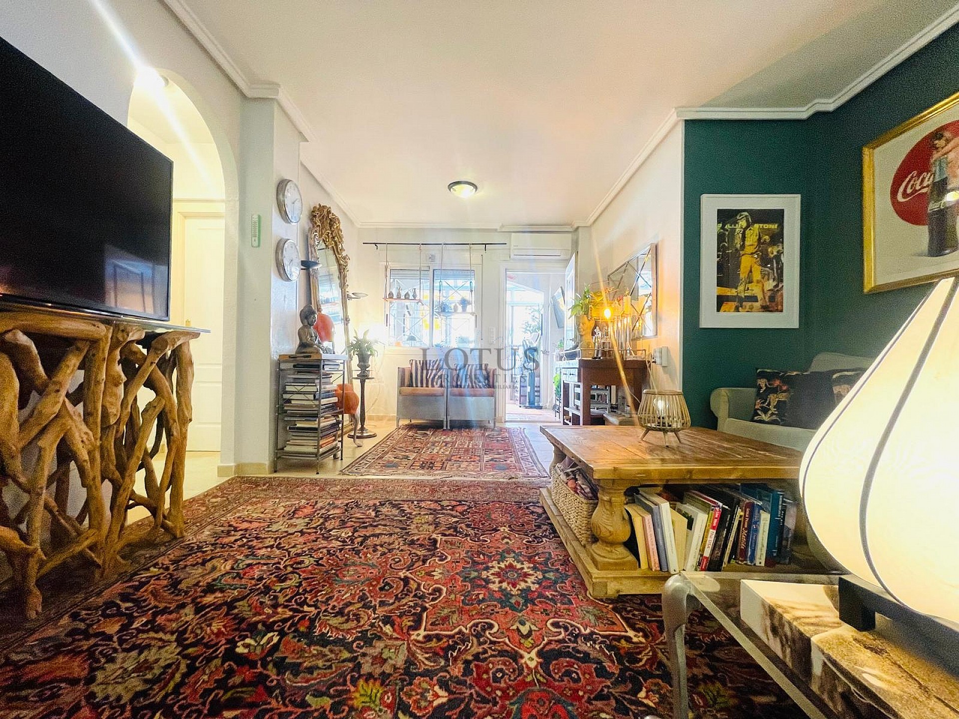 Super lindo piso bajo en el suroeste en Altos de la Bahía III - Lotus Properties