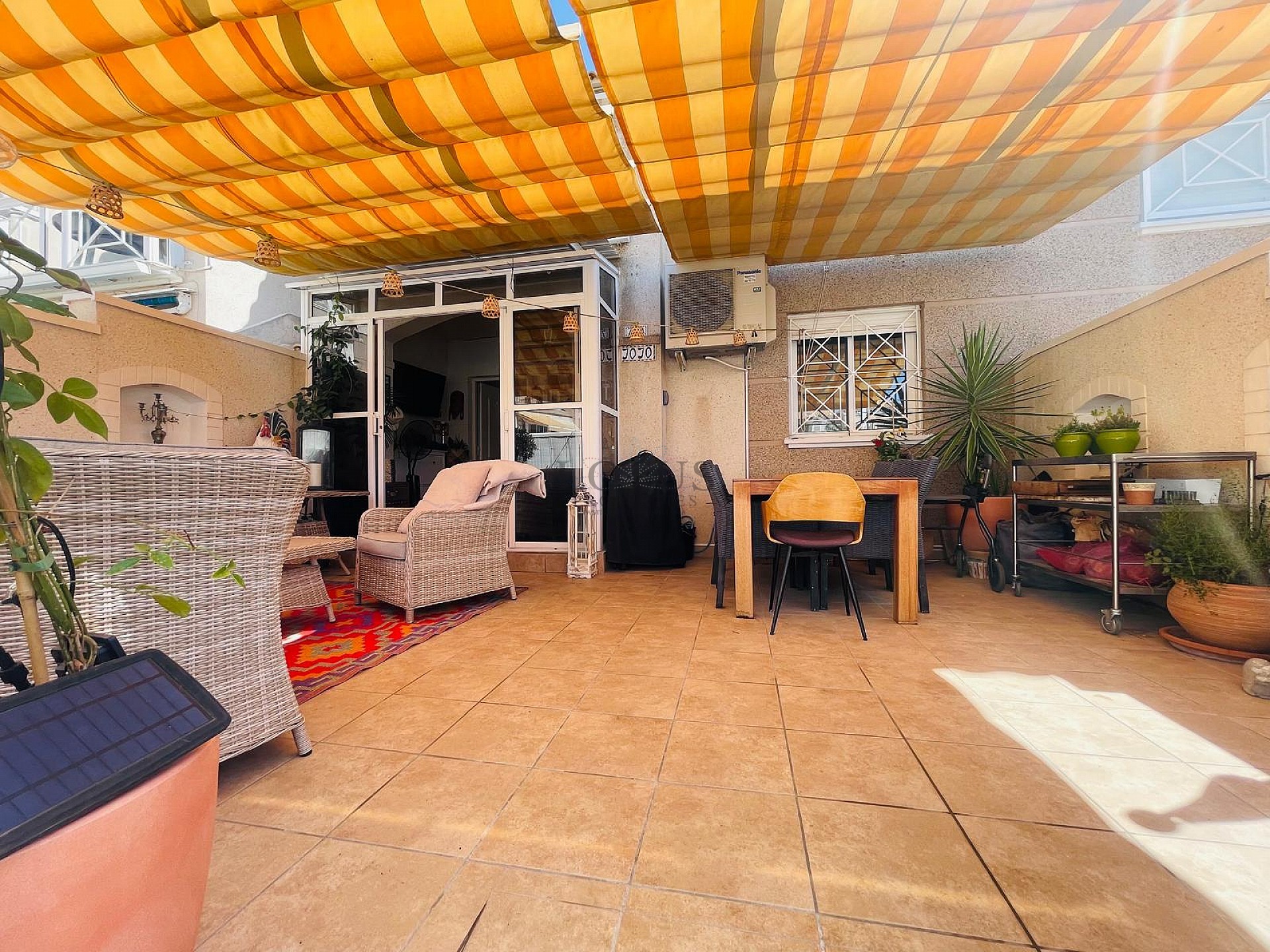 Super lindo piso bajo en el suroeste en Altos de la Bahía III - Lotus Properties