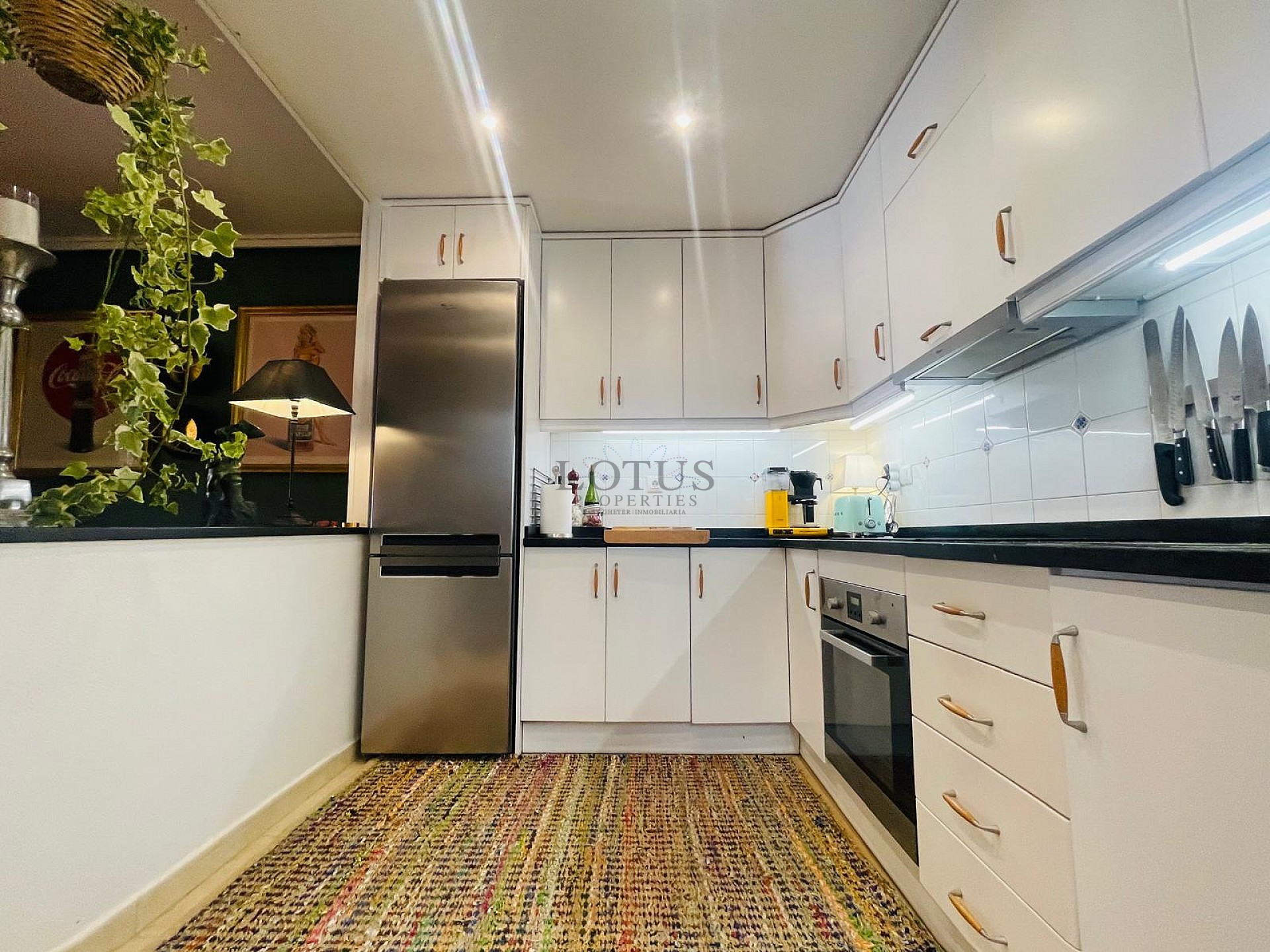 Super lindo piso bajo en el suroeste en Altos de la Bahía III - Lotus Properties