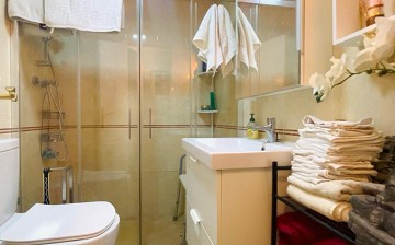 Super nice ground floor in the southwest in Altos de la Bahia III - Lotus Properties