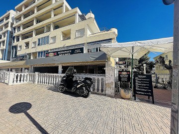 Super nice ground floor in the southwest in Altos de la Bahia III - Lotus Properties