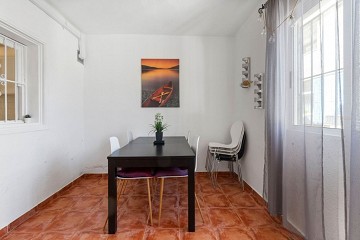 Spacious corner townhouse with 4 bedrooms and several terraces - Lotus Properties