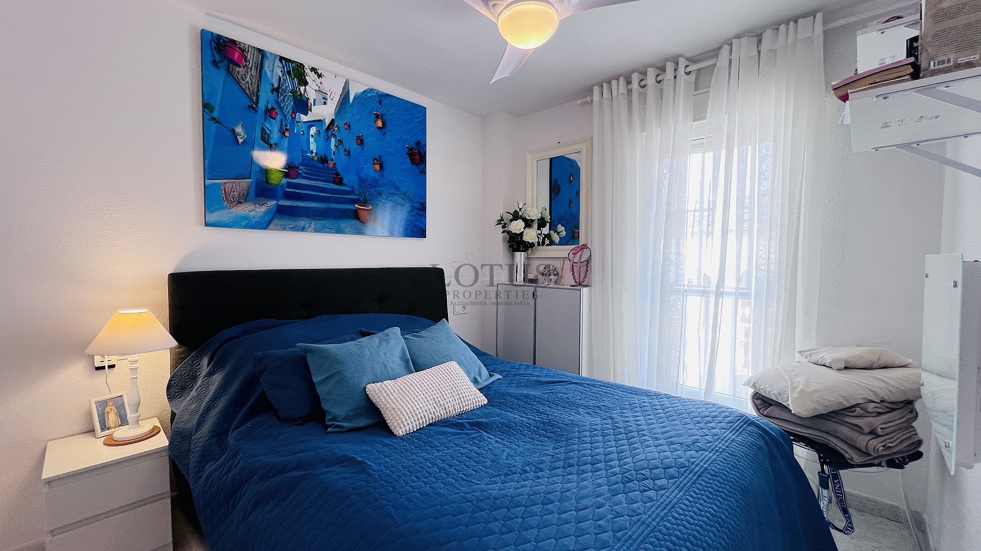 Casa adosada moderna y totalmente reformada a 100 metros del mar – La Mata, Torrevieja - Lotus Properties