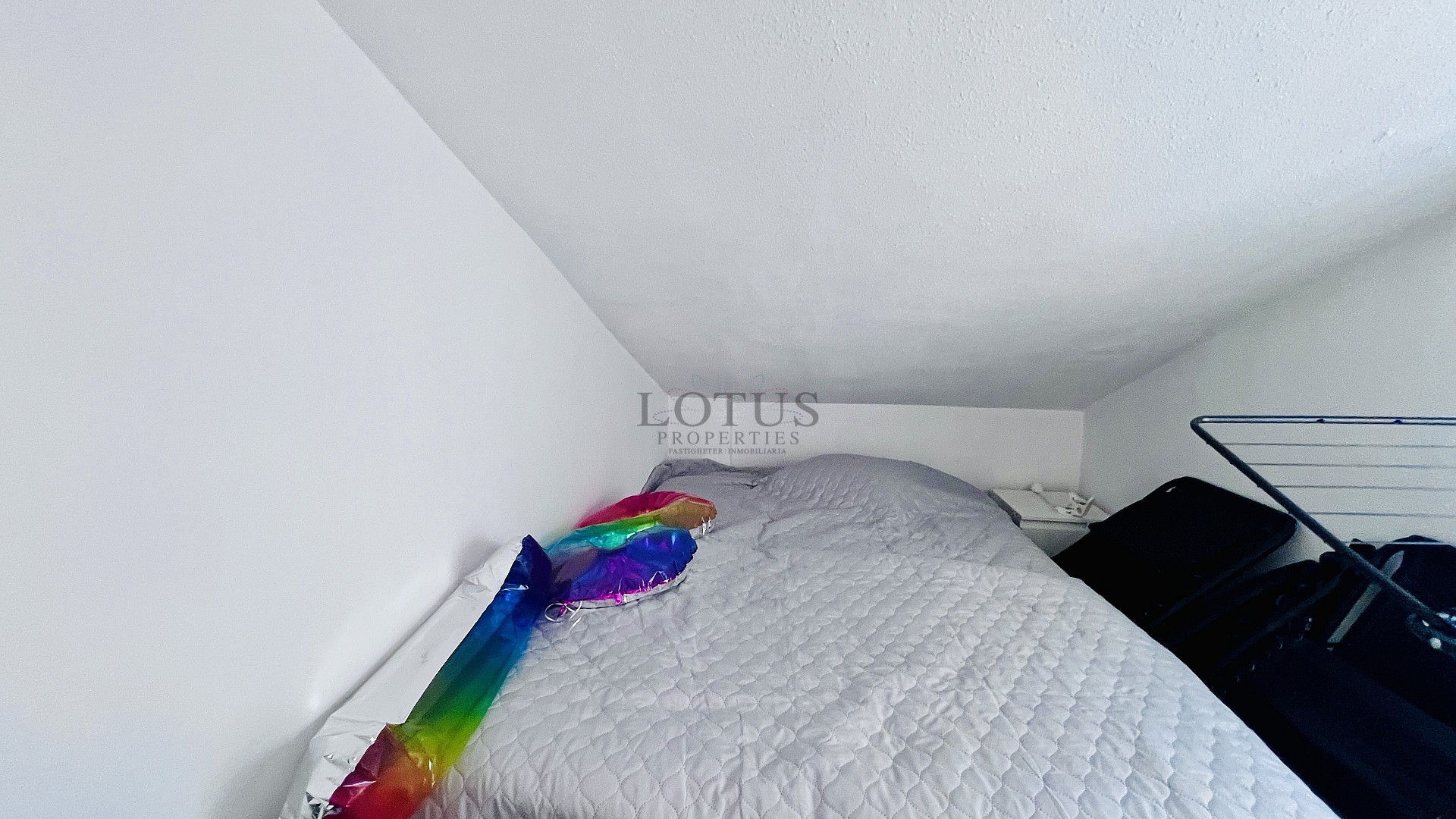 Casa adosada moderna y totalmente reformada a 100 metros del mar – La Mata, Torrevieja - Lotus Properties