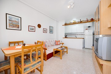Charming top-floor bungalow, just 800 metres from the beach - Lotus Properties