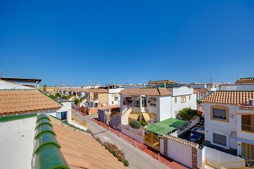 Charming top-floor bungalow, just 800 metres from the beach - Lotus Properties
