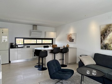EXCLUSIVE 3-BEDROOM PENTHOUSE WITH LARGE TERRACE AND SEAVIEW - TORRE DE LA HORADADA - Lotus Properties