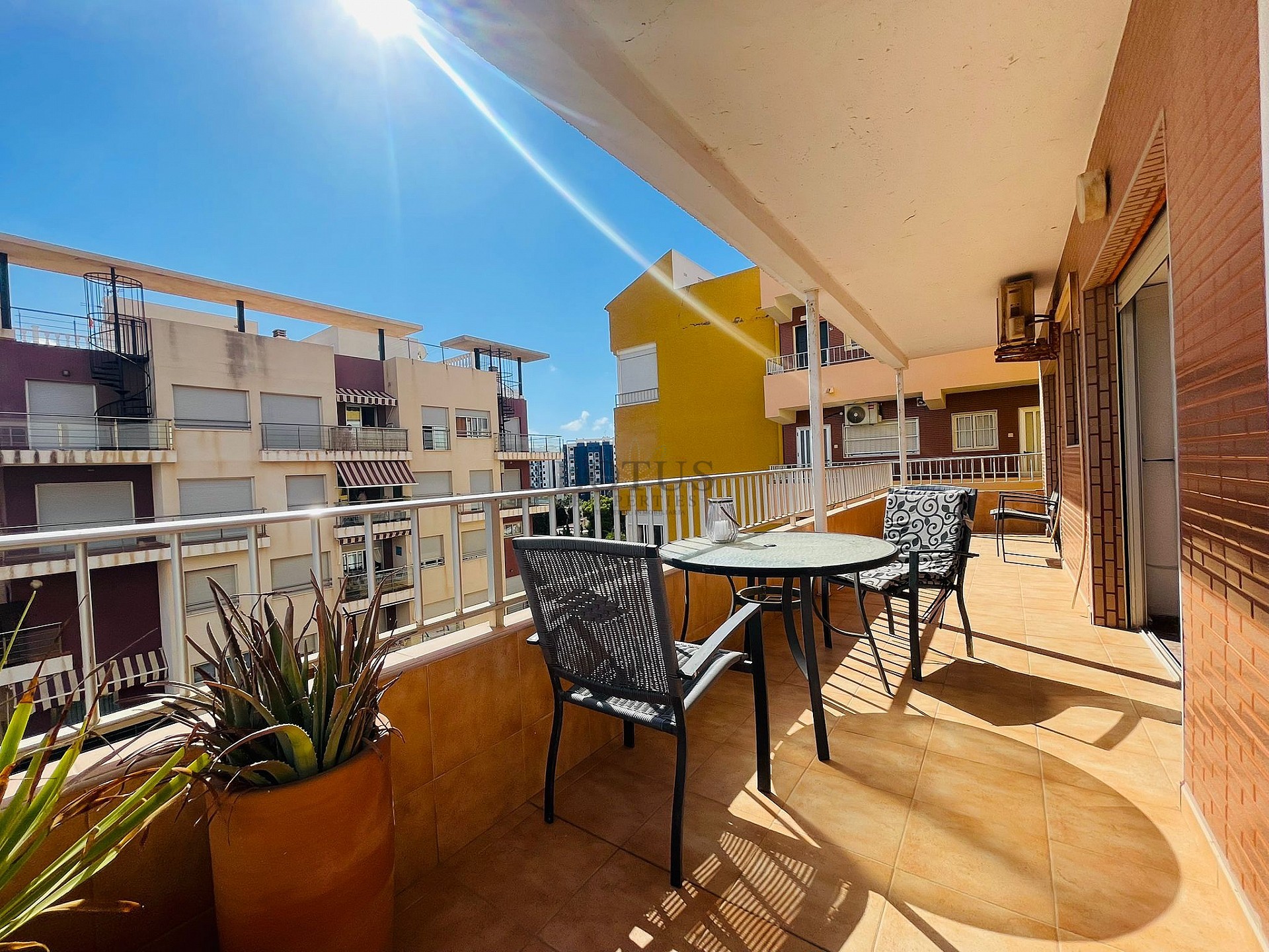 Apartamento en primera línea de Punta Prima con mágicas vistas al mar - Lotus Properties