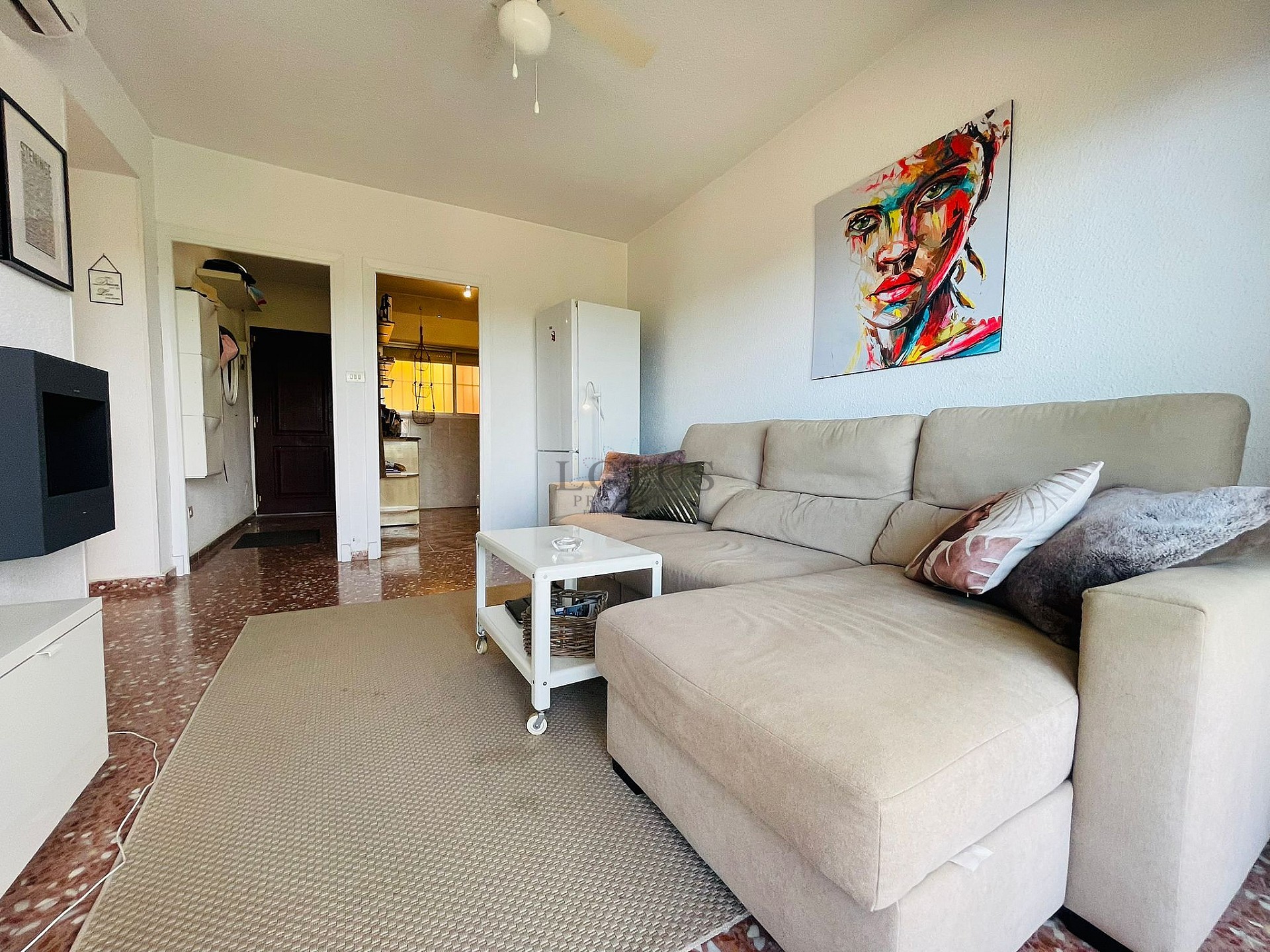 Apartamento en primera línea de Punta Prima con mágicas vistas al mar - Lotus Properties