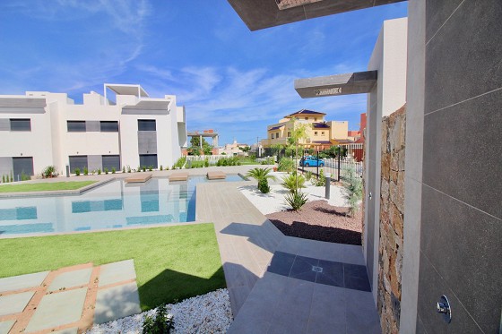 Markplanslägenheter med 3 sovrum - Los Balcones - Lotus Properties