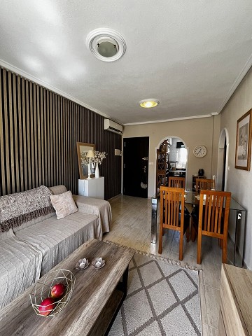 Södervänd tak bungalow med stor terrass nära Centrala Torrevieja - Lotus Properties