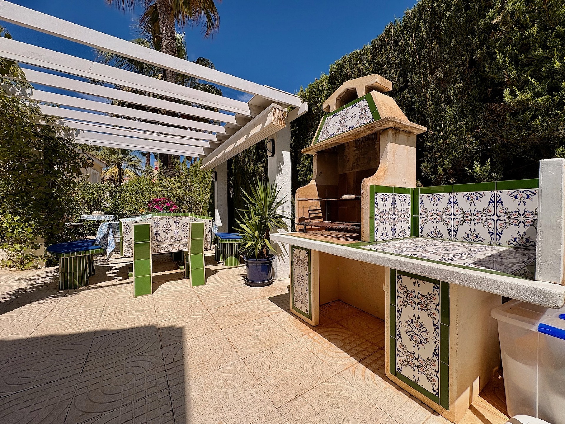 Enplans enfamiljshus – Plaza la Fiesta,  - Lotus Properties