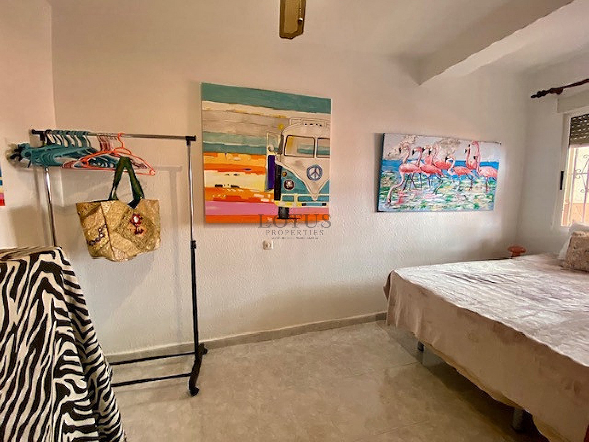 Mysig markplanslägenhet endast 500 Meter till La Mata stranden! - Lotus Properties