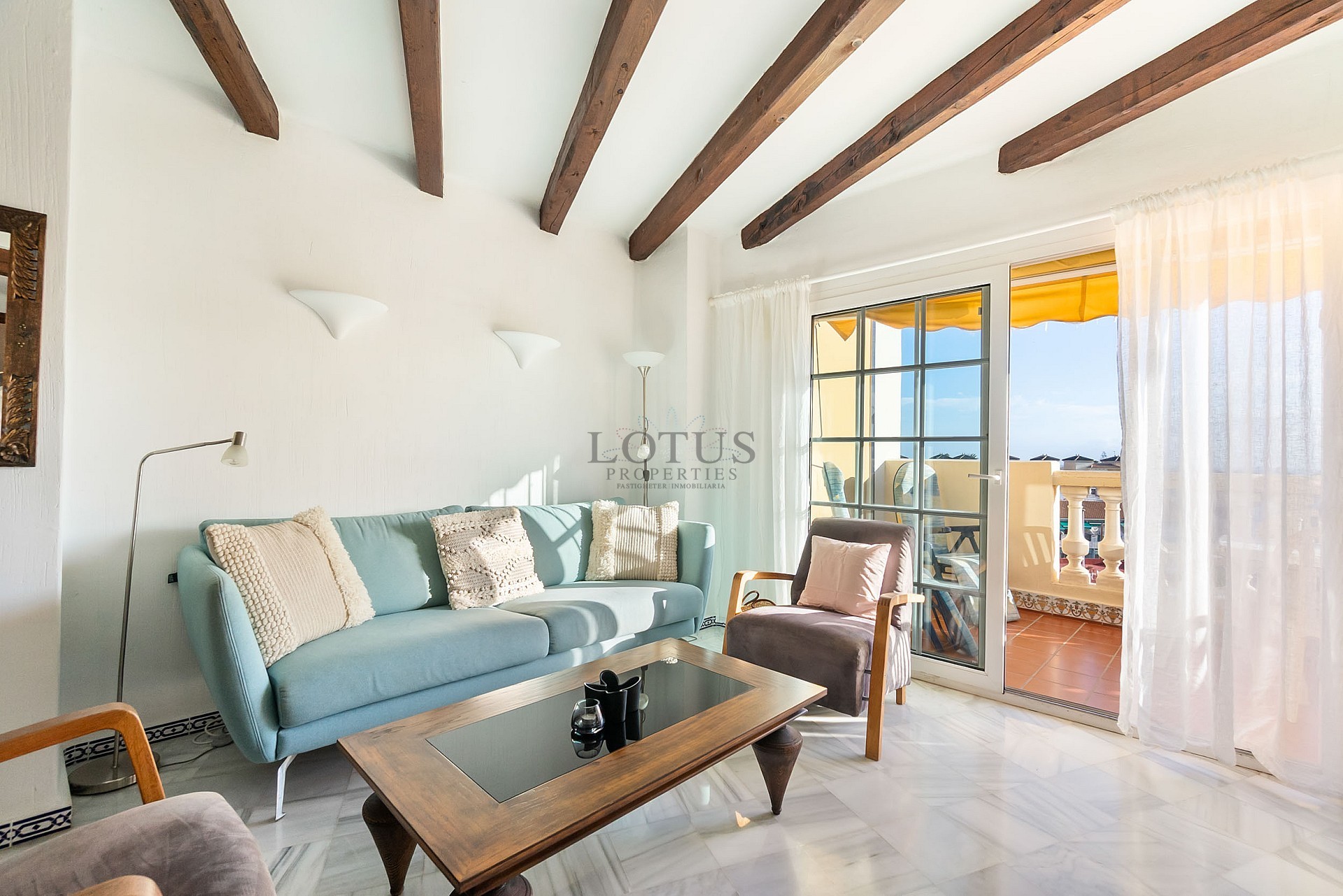 Groot penthouse met 3 slaapkamers en 2 badkamers, uitzicht op zee, garage en berging in Aldea del Mar - Lotus Properties