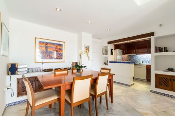 Groot penthouse met 3 slaapkamers en 2 badkamers, uitzicht op zee, garage en berging in Aldea del Mar - Lotus Properties