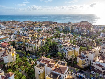Groot penthouse met 3 slaapkamers en 2 badkamers, uitzicht op zee, garage en berging in Aldea del Mar - Lotus Properties