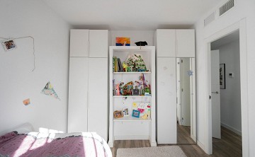 Gerenoveerde villa met 5 slaapkamers en 3 badkamers gastenappartement in het prachtige Ciudad Quesada met toeristenvergunning - Lotus Properties