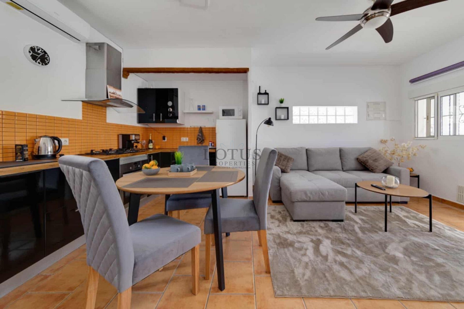 Charming Corner Townhouse with Stunning Roof Terrace and Sea Views in Villamartin - Lotus Properties