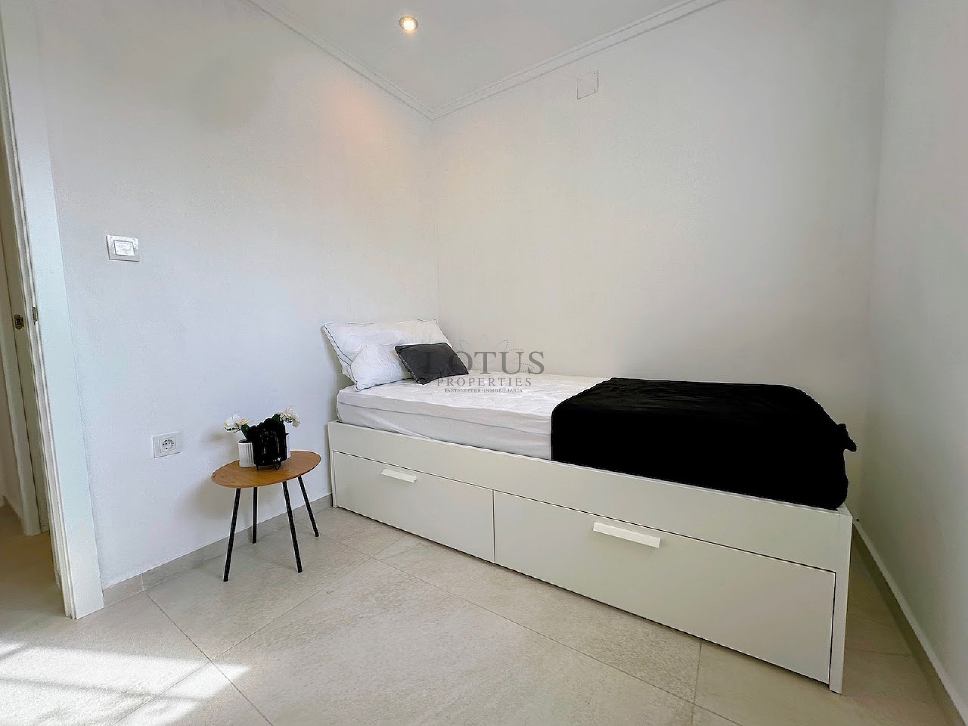 Super nice renovated ground floor in Torreta III with 2 bedrooms and large terrace - Lotus Properties