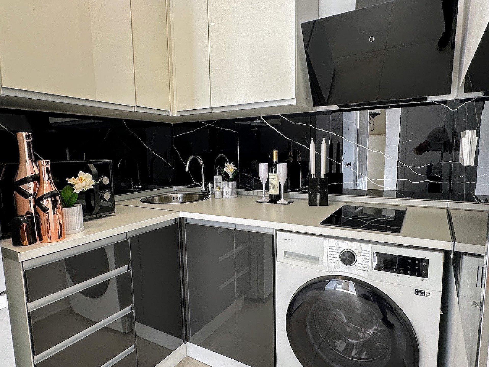 Super nice renovated ground floor in Torreta III with 2 bedrooms and large terrace - Lotus Properties