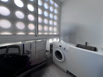 FANTASTISK LÄGENHET 30 METER TILL HAVET - Lotus Properties