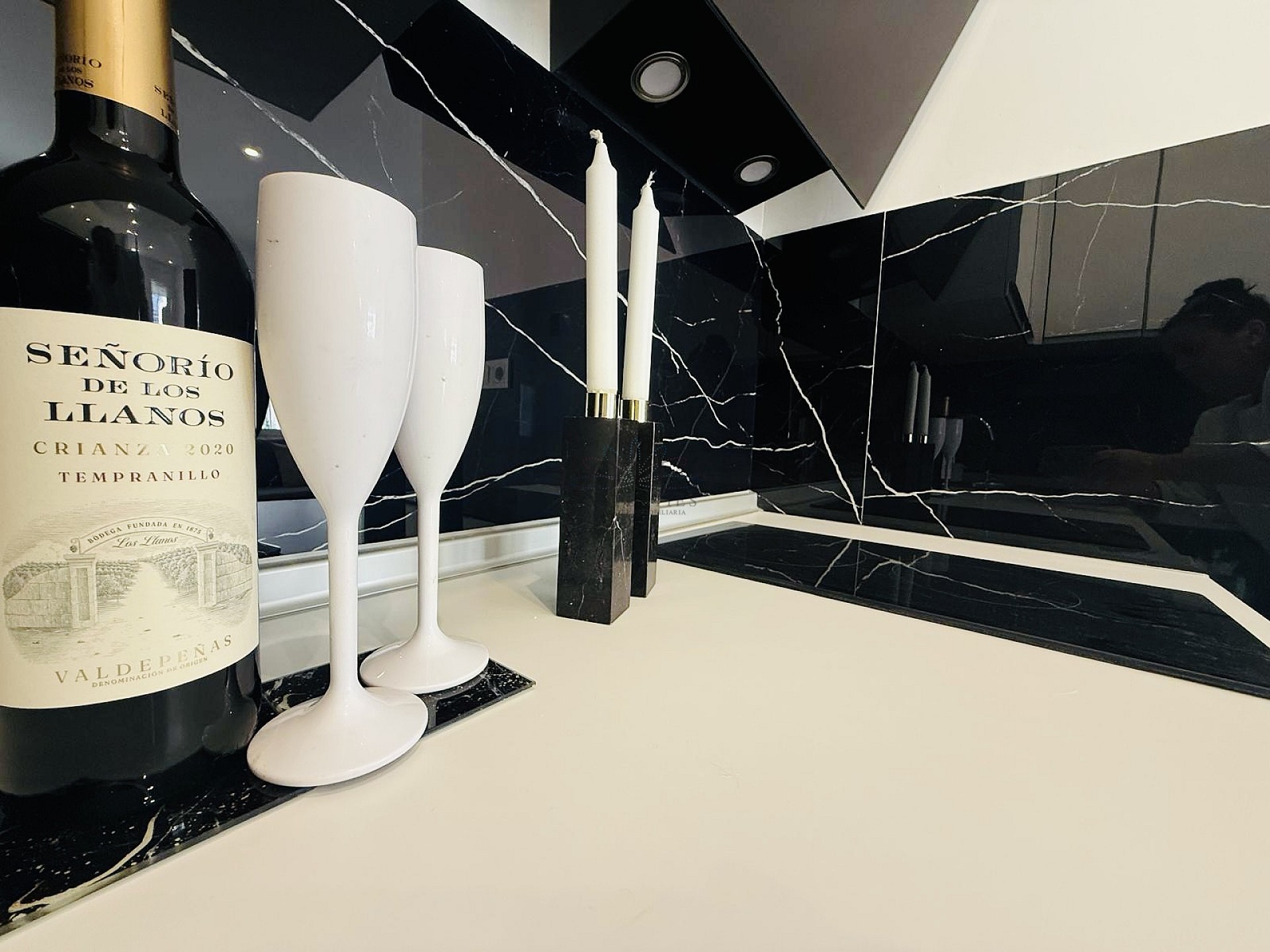 Super fin renoverad markplan i Torreta III med 2 sovrum och stor terrass - Lotus Properties