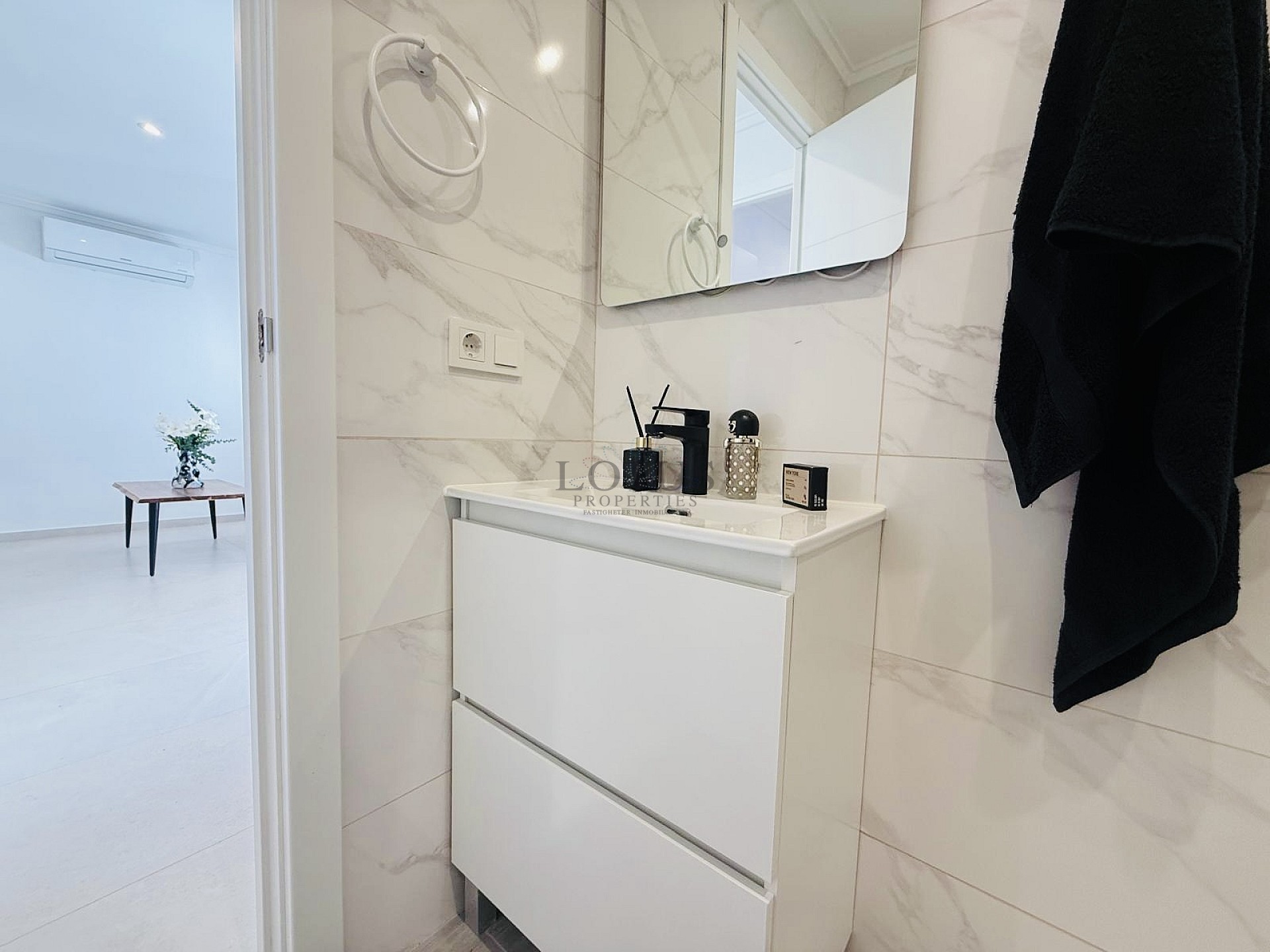 Super fin renoverad markplan i Torreta III med 2 sovrum och stor terrass - Lotus Properties