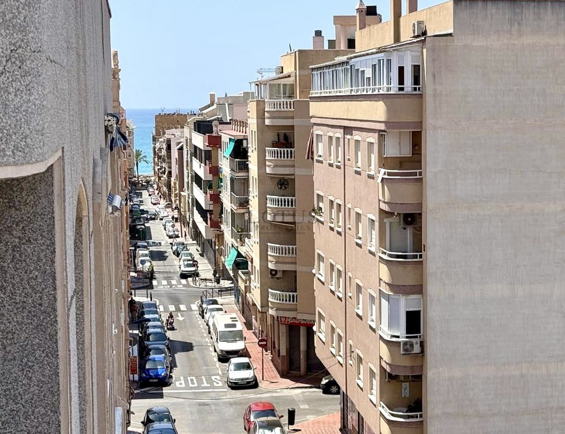 3-RUMSLÄGENHET 450 METER FRÅN PLAYA DEL CURA. - Lotus Properties