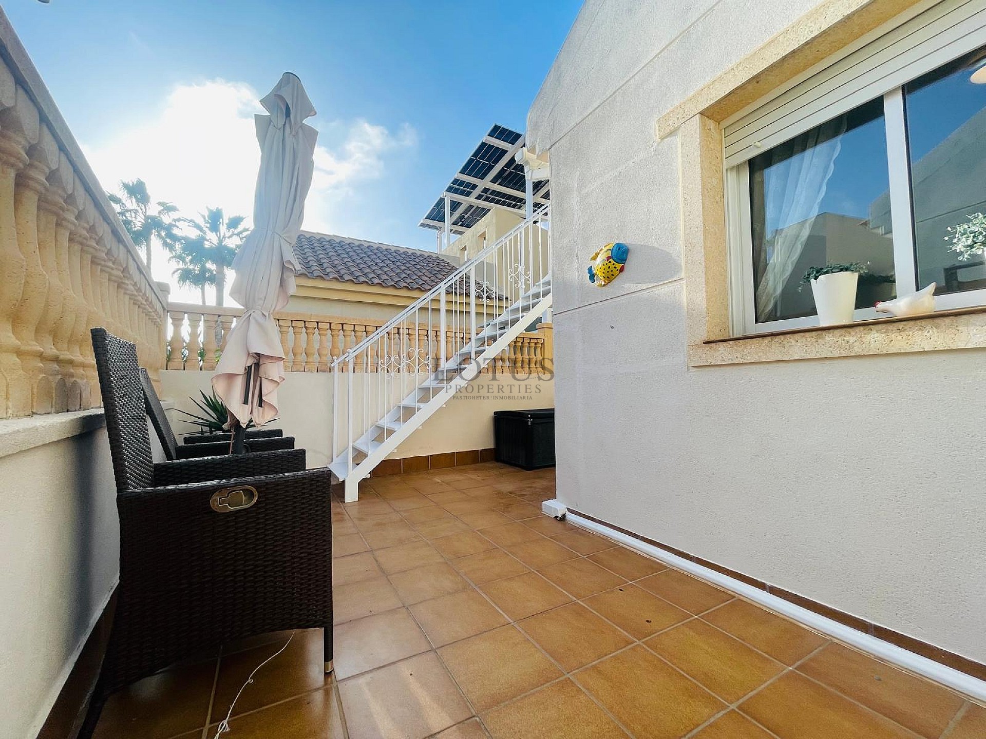 FANTASTISK VÄLSKÖTT OCH SOLIG BOSTAD I RES. ABACAL - AGUAS NUEVAS! - Lotus Properties