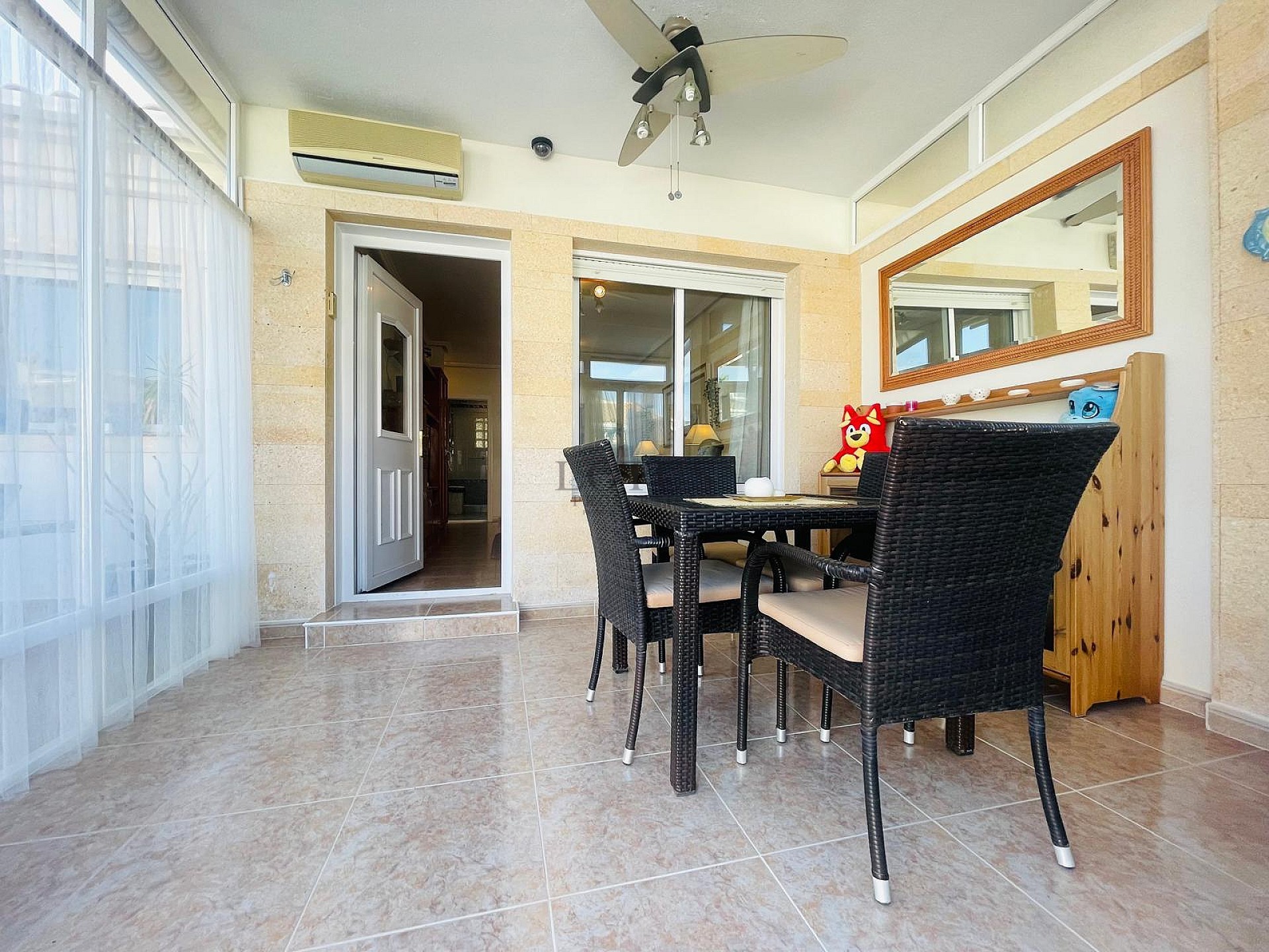 FANTASTISK VÄLSKÖTT OCH SOLIG BOSTAD I RES. ABACAL - AGUAS NUEVAS! - Lotus Properties