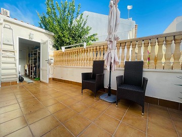 FANTASTISK VÄLSKÖTT OCH SOLIG BOSTAD I RES. ABACAL - AGUAS NUEVAS! - Lotus Properties