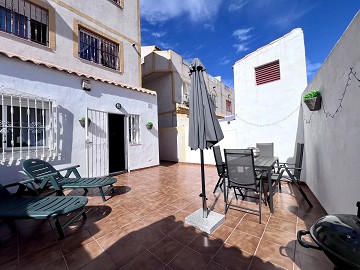 Fantastisk hörnlägenhet i Los Altos - Lotus Properties