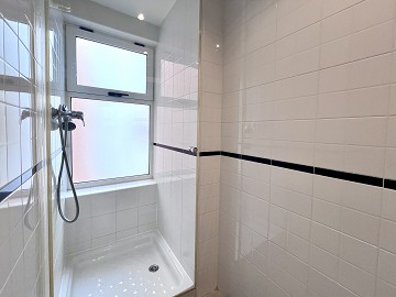 Fantastisk möjlighet under 1 Km från Medelhavet!  - Lotus Properties