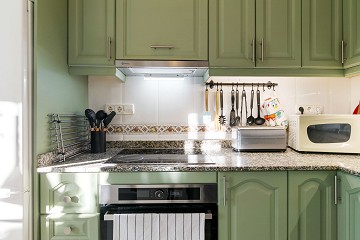 Charmig och välskött villa med 3 sovrum och uppvärmd saltvattenpool - Lotus Properties