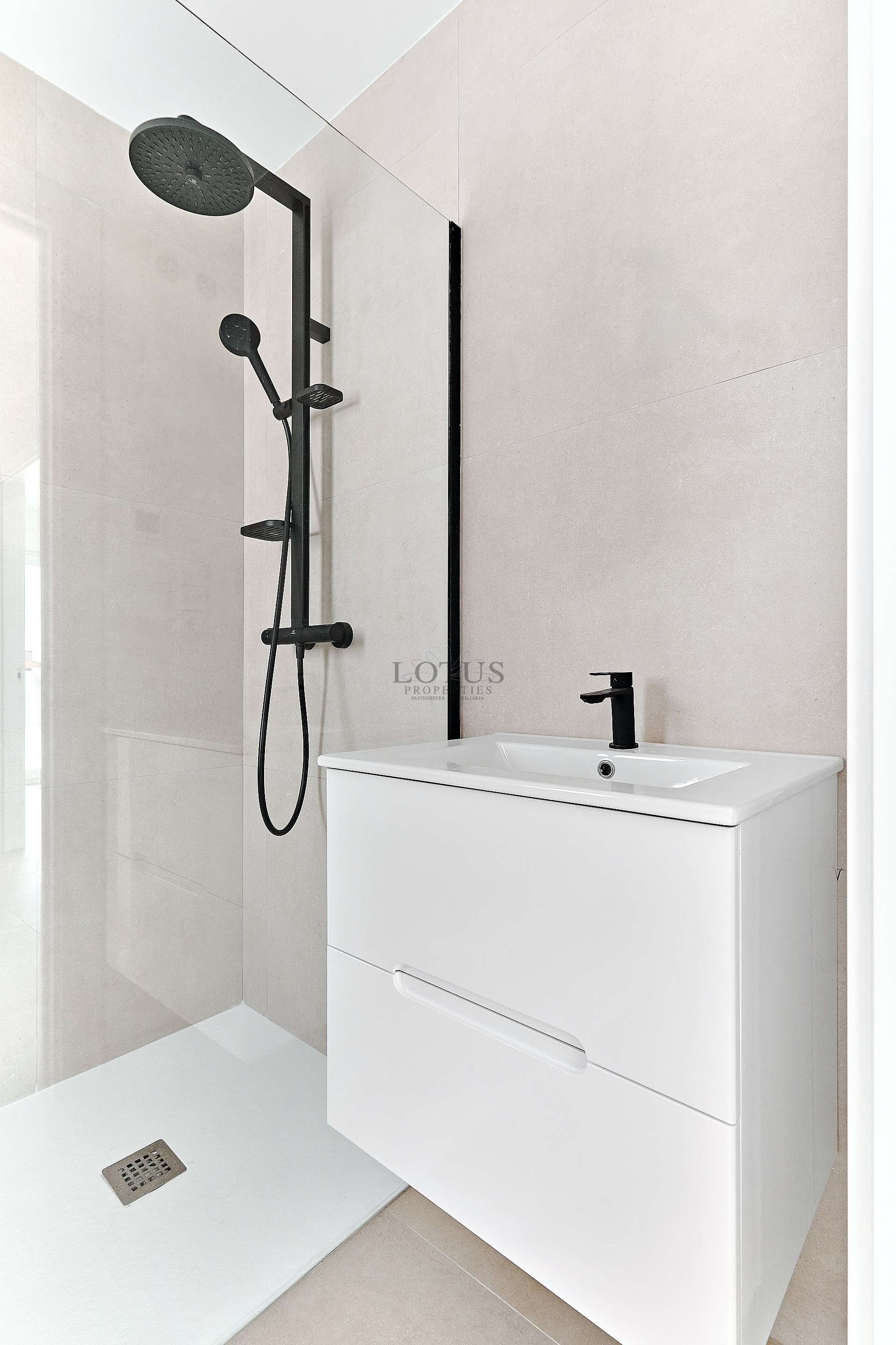 Lotus Properties presenterar – En livsstil i lyx på Costa Blanca - Lotus Properties