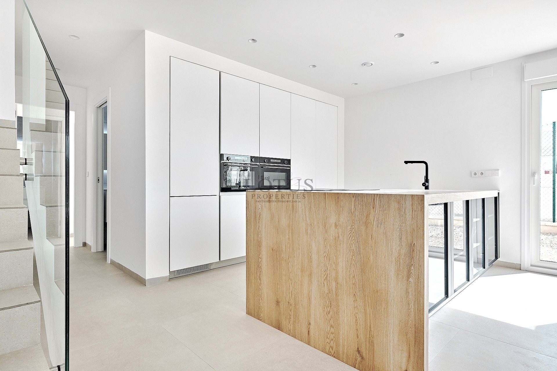 Lotus Properties presenterar – En livsstil i lyx på Costa Blanca - Lotus Properties