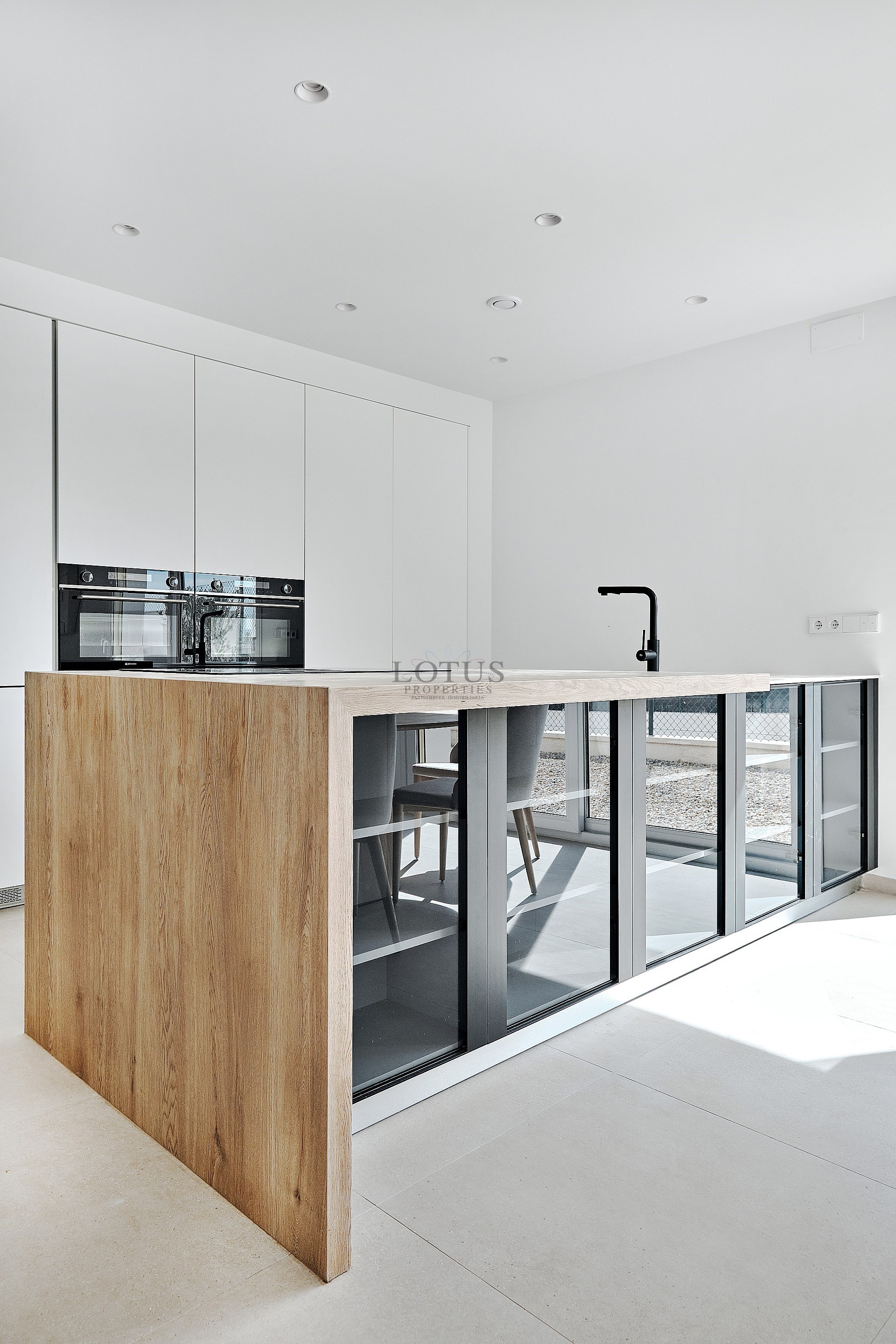 Lotus Properties presenterar – En livsstil i lyx på Costa Blanca - Lotus Properties